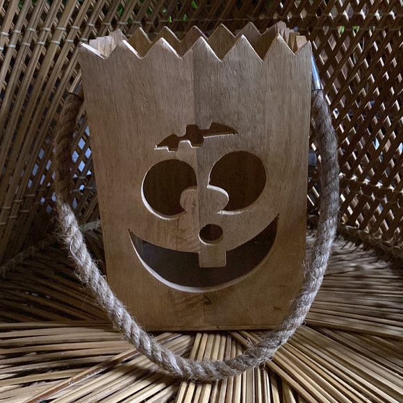 Creepy and Cute Solid Wood Frankenstein’s Monster Rope Handled Kooky Luminary 🎃 - Picture 2 of 16